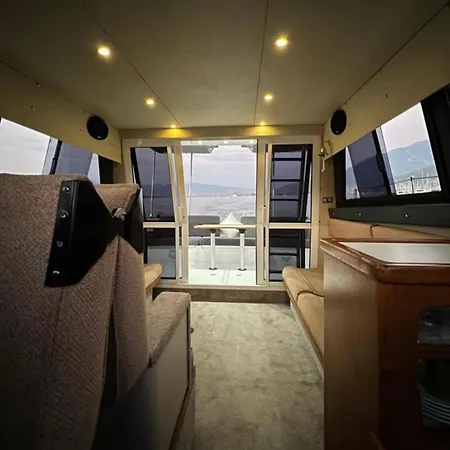 Oeluedeniz Vip Motor Yat Botel *